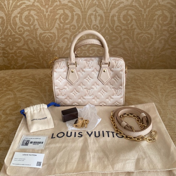 ❌SOLD!!❌ NEW Louis Vuitton speedy Bandouliere 20 beige clair - Picture 2 of 11